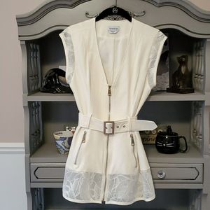Bebe Zip Up Vest/Jacket in Cream